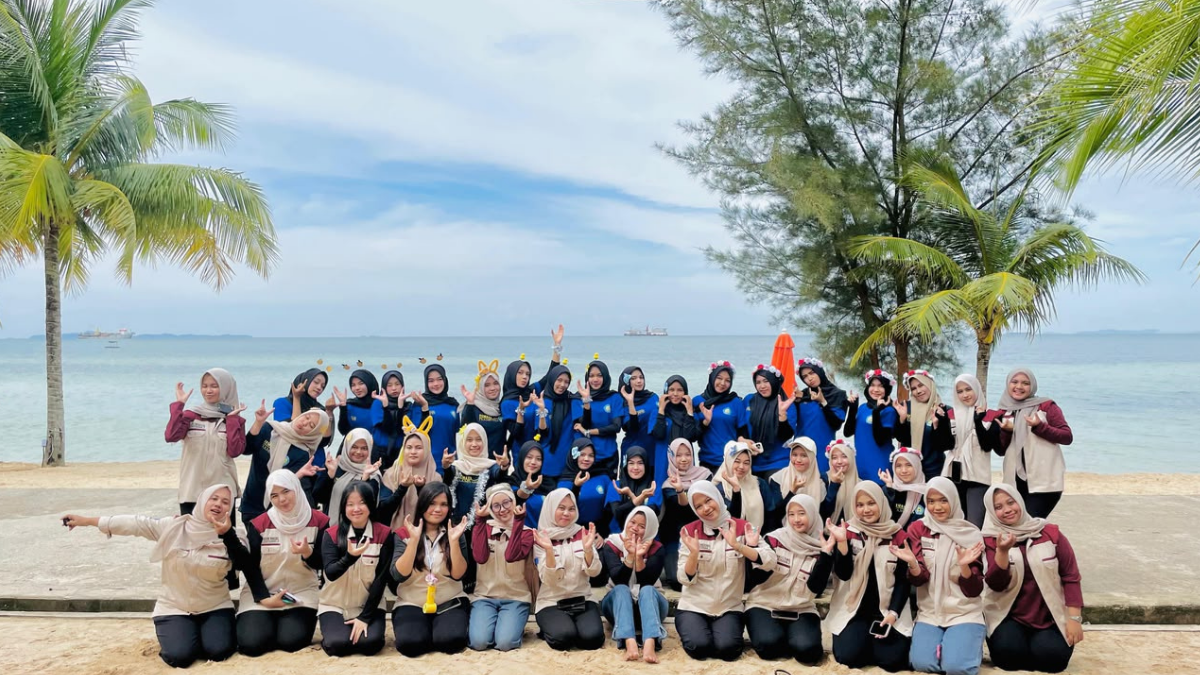 Outbound Activity of the Midwifery Study Program Student Association, Universitas Batam